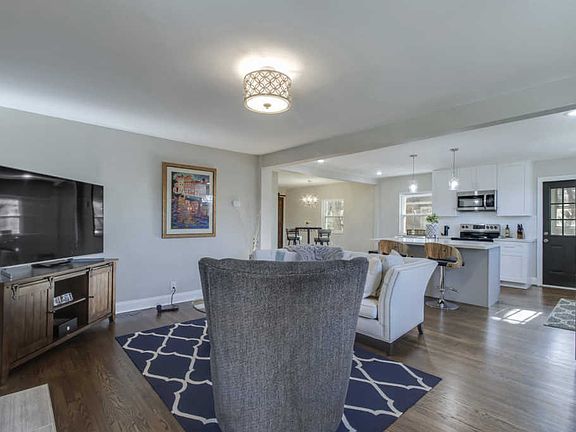 3rd image of 2606 Forestdale Ave
