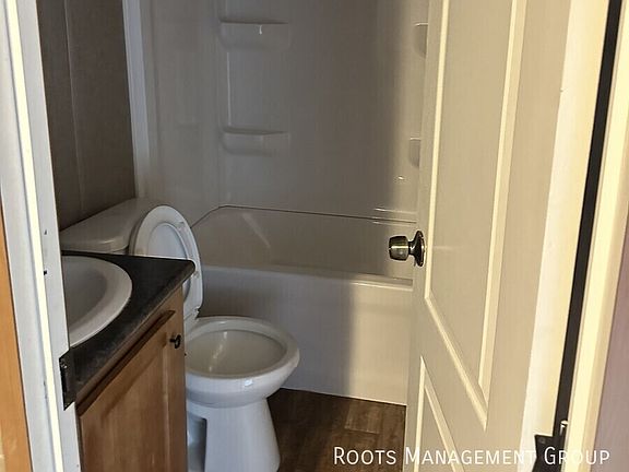 4th image of 310 Hester Ave Trailer 127