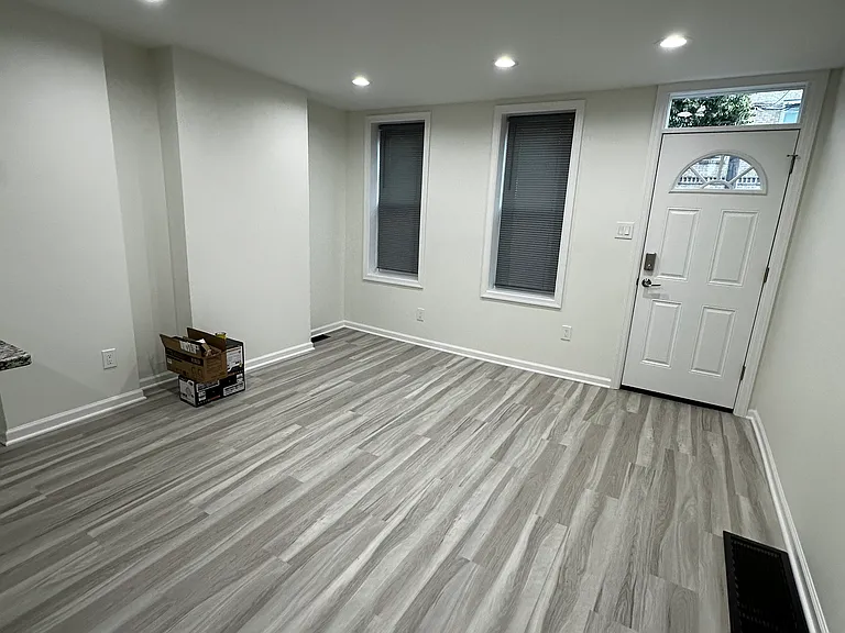 2711 Oakford St — Photo 22