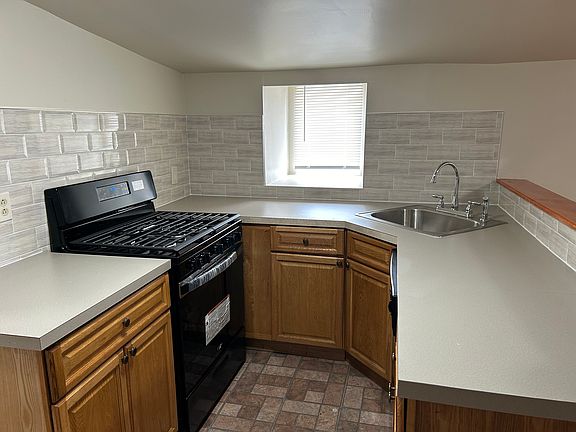 5th image of 4431 Baltimore Ave APT 4