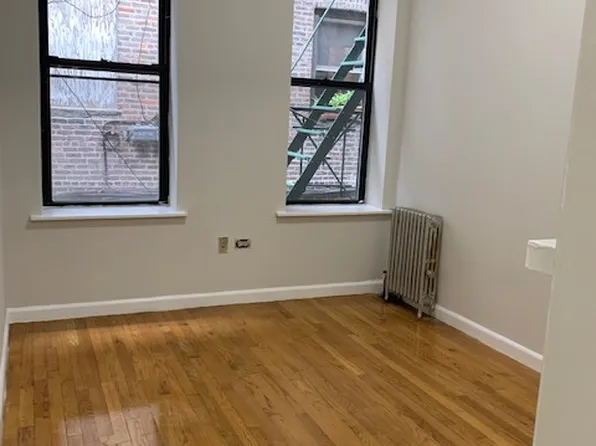 226 Thompson Street image 1 of 8