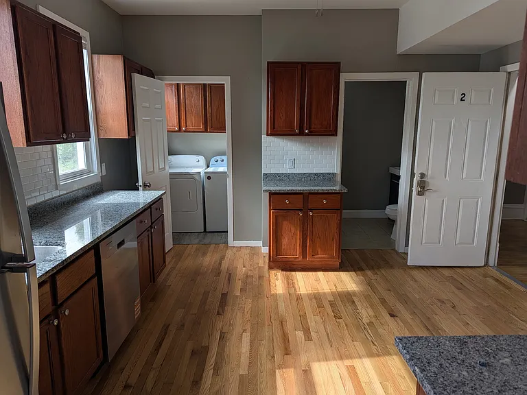 2939 Lyndale Ave N #1 — Photo 9