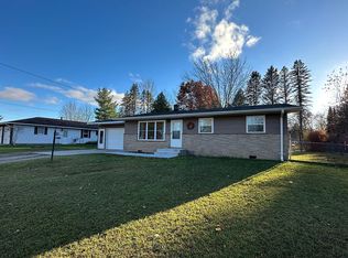 525 Bertha Dr, Farwell, MI 48622