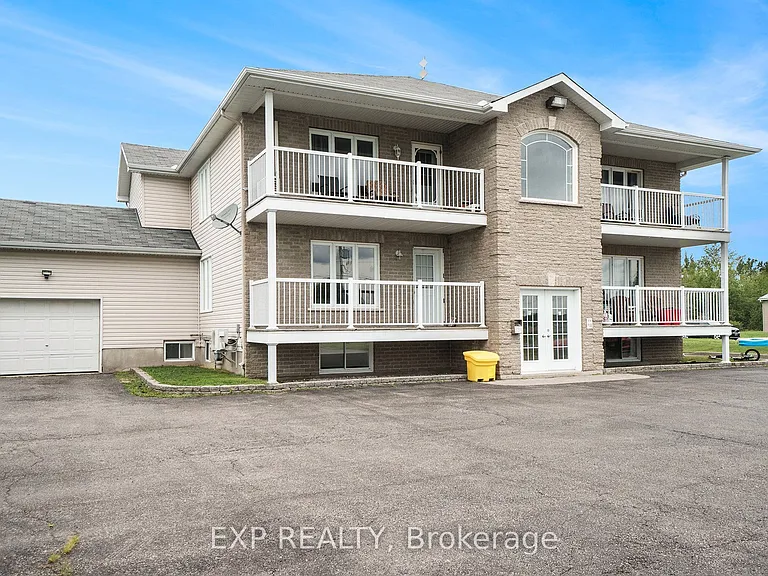 525 Russell Rd #1 — Photo 2