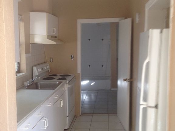4th image of 3443 11th Ave N