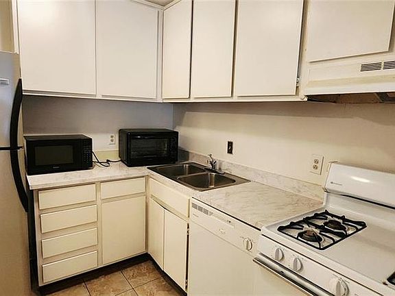 5th image of 1225 Church St Unit G