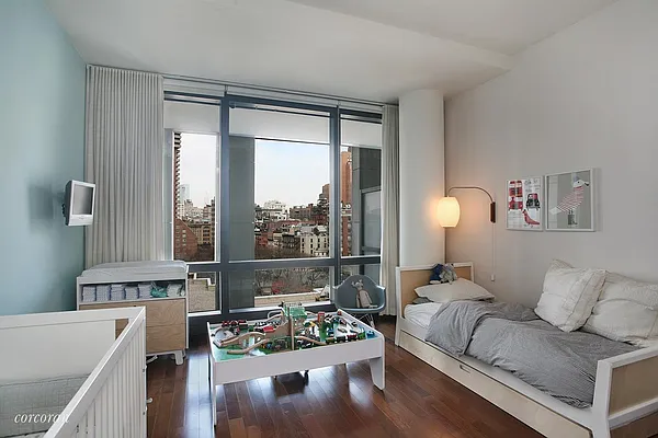 Rented by Corcoran | media 6