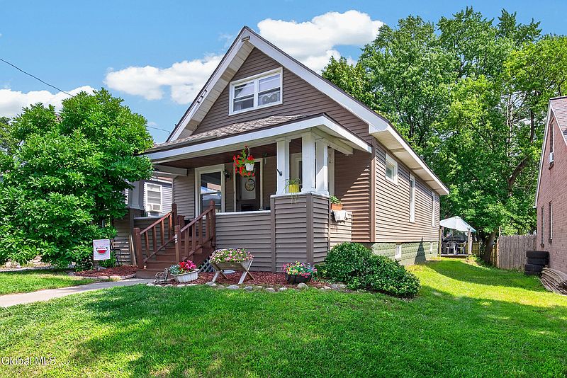 2nd image of 42 Jackson Avenue