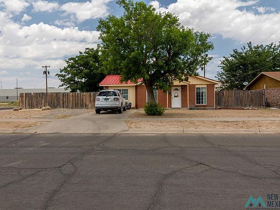3rd image of 301 Hermosa Dr