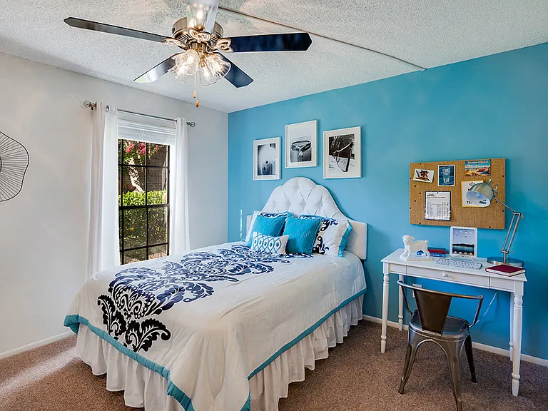 Forestlake Apartments — Photo 15