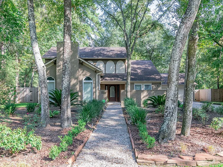 10 Coralvine Ct — Photo 1