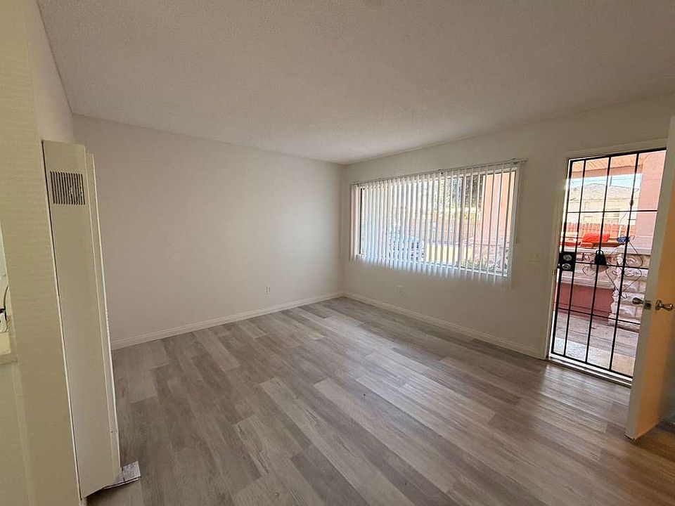 1st image of 252 5th Ave #2