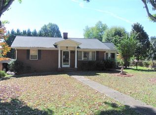 6174 Haywood St, Clemmons, NC 27012