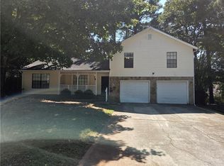 943 Lake Drive Ct, Stone Mountain, GA 30088