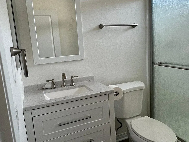 1380 E Washington Ave #40 — Photo 18