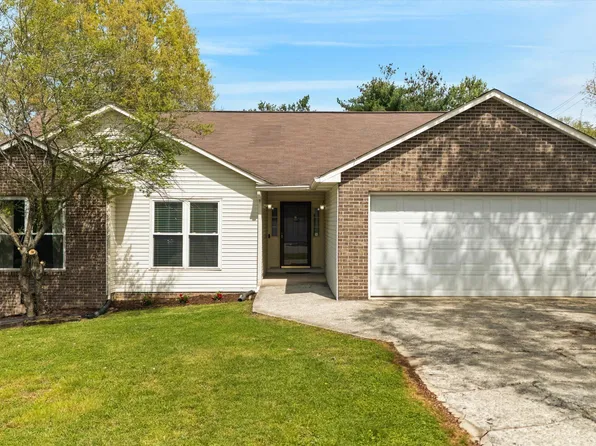 2201 E Windbrook Rd, Knoxville, TN 37923