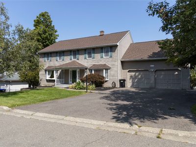 2613 Pinebluff Dr, Vestal, NY, 13850
