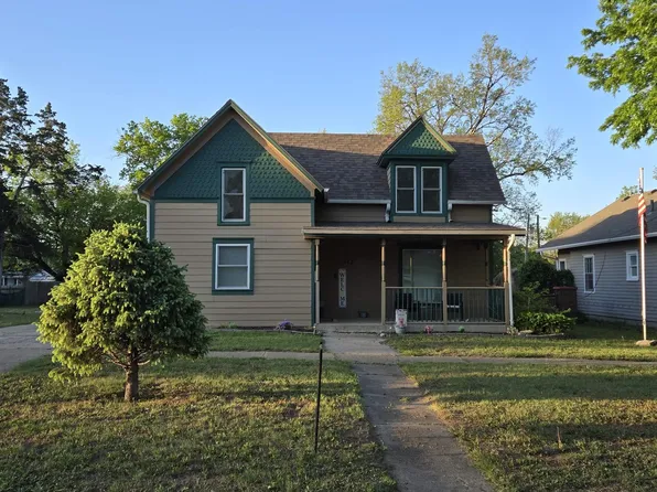 112 NE 8th St, Abilene, KS 67410