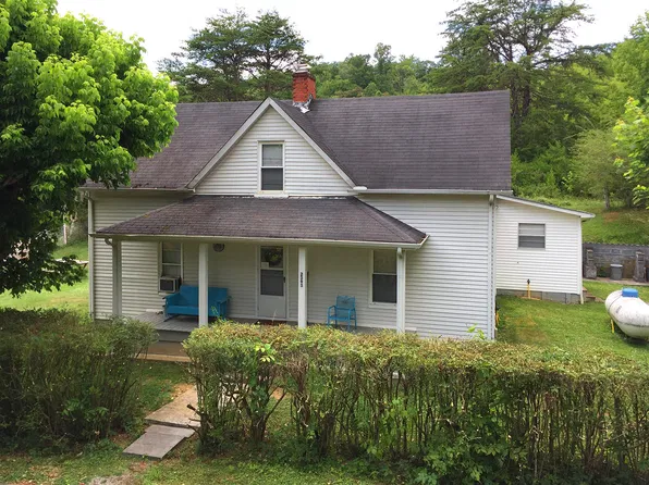 2395 Howard Rd, Bybee, TN 37713