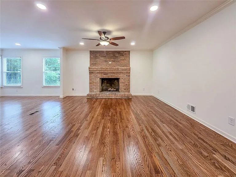 771 Mockingbird Ln — Photo 11