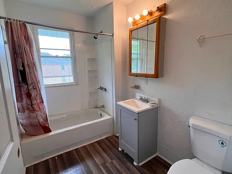 1751 W Grand Ave #1749 — Photo 12