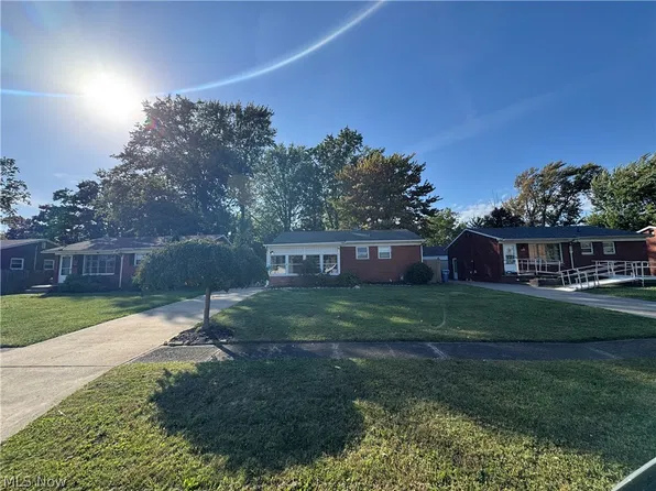 1316 New Mexico Ave, Lorain, OH 44052