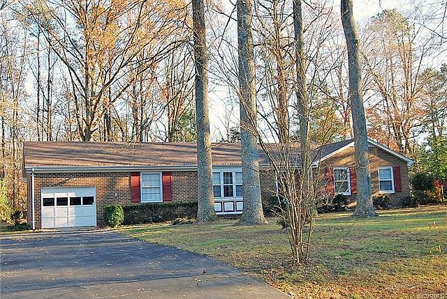 1st image of 9266 Tadcaster Cir