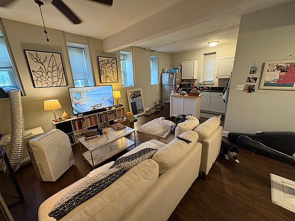 4th image of 2499 Madison Rd APT 13