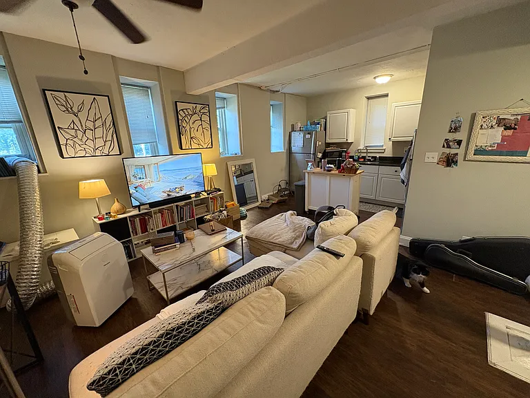 2499 Madison Rd #13 — Photo 4