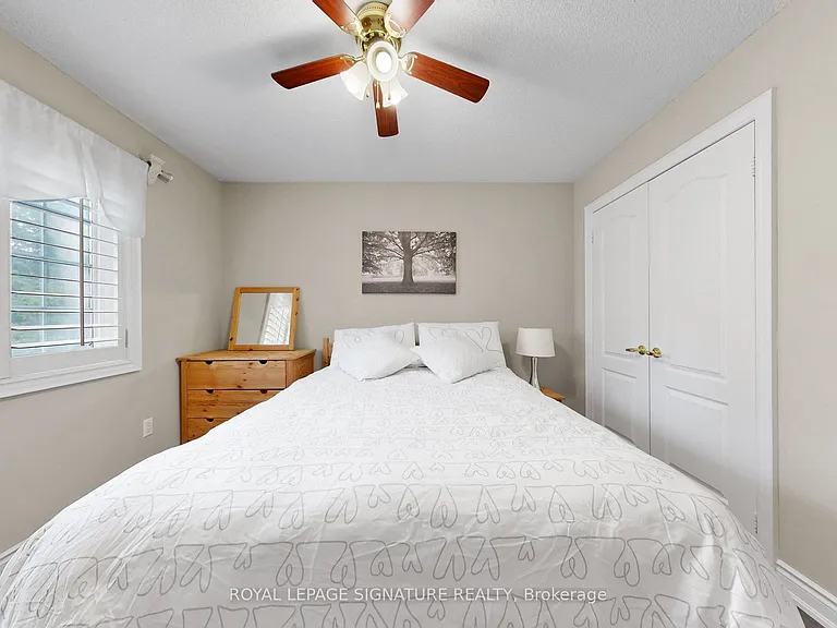 1590 Hallstone Rd — Photo 30
