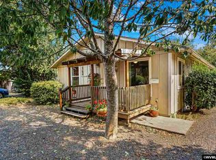 1177 1st Ave, Sweet Home, OR 97386