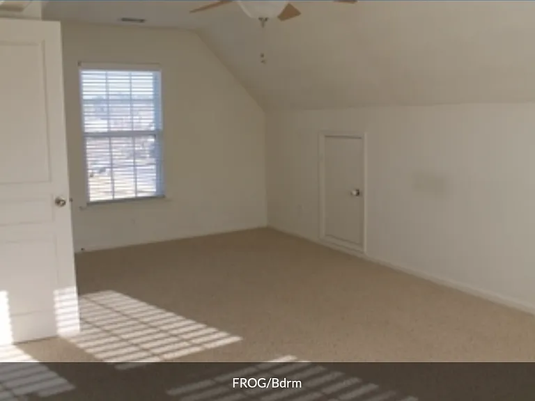 5629 Memorial Dr — Photo 15