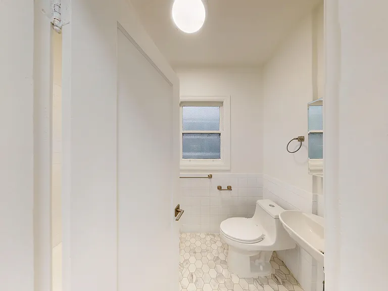 2410 Dwight Way — Photo 27