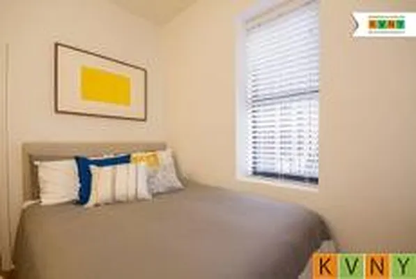 Rented by KVNY Soho | media 44