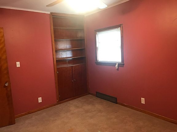 5th image of 277 W Tupper St