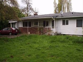 2nd image of 14308 NE 119th St