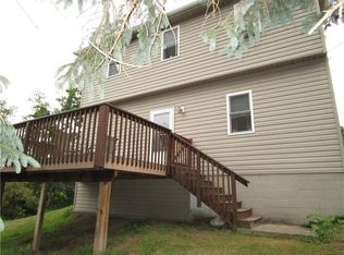 979 Fort St, Smithton, PA