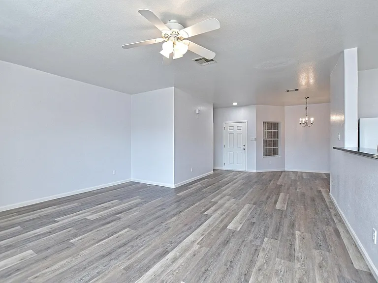 401 Bandara Woods Blvd — Photo 7