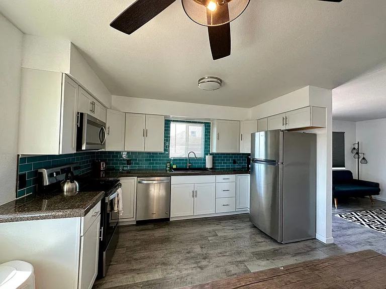 3361 Oro Grande Blvd — Photo 7