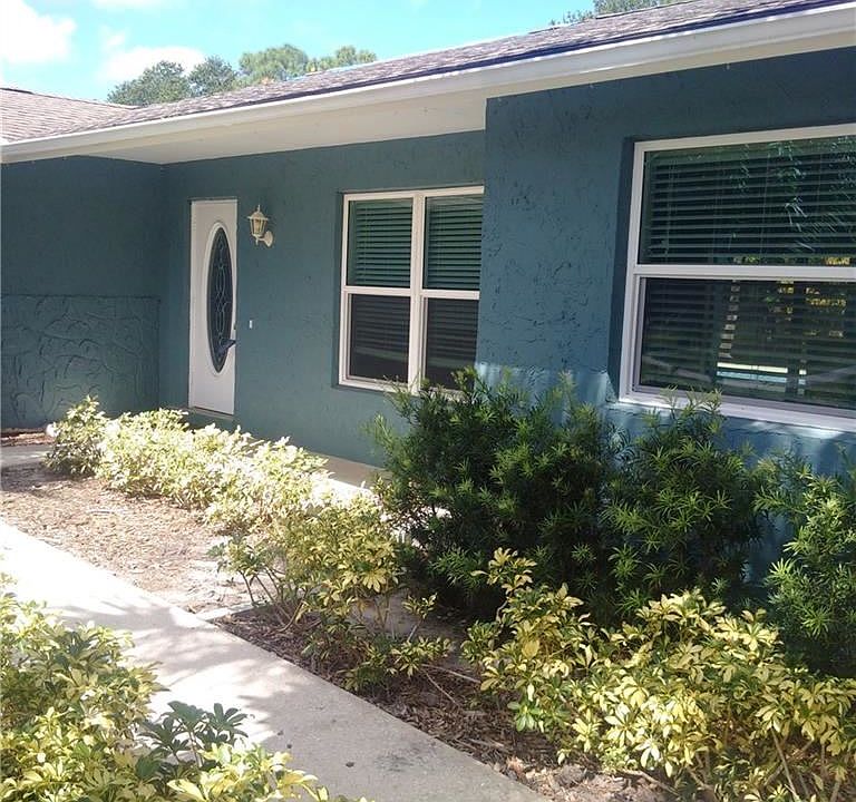 1st image of 1219 SW Ibis St