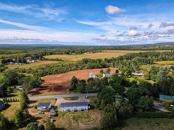 3rd image of 2111 Highway 359