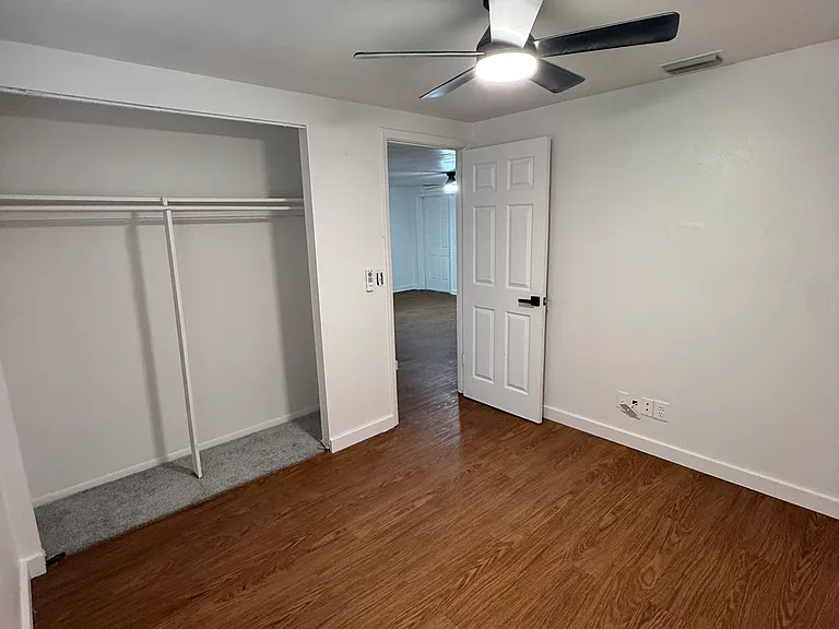 9407 Grandfield Rd #B — Photo 10