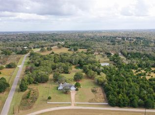 632 Skyview Rd, Bellville, TX 77418