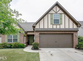 4820 Coopers Creek Ln, Gainesville, GA 30504
