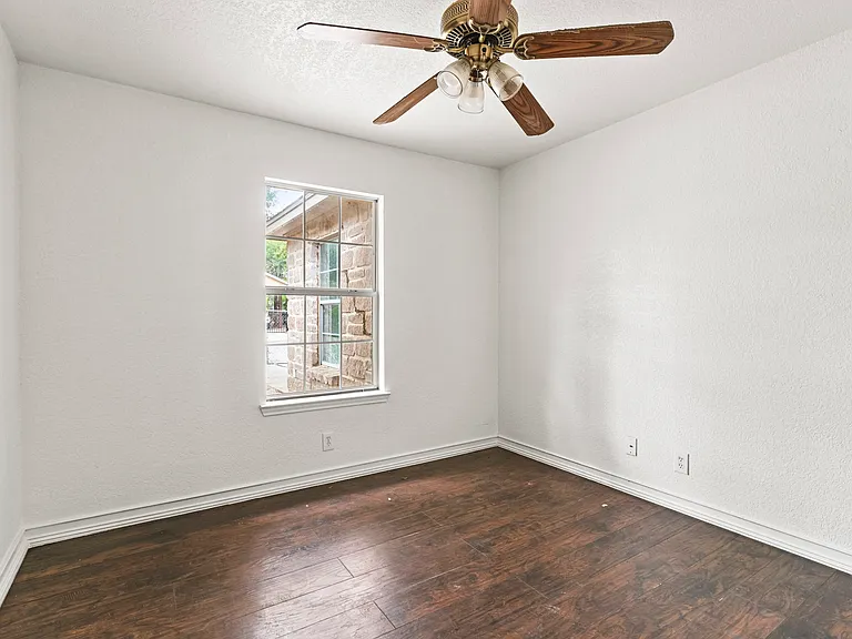 8619 Painted Teepee St — Photo 20