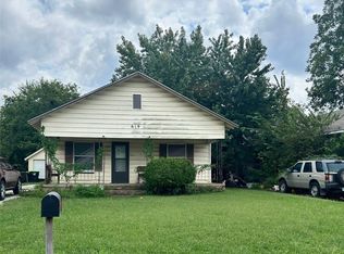 619 W 19th St, Ada, OK 74820