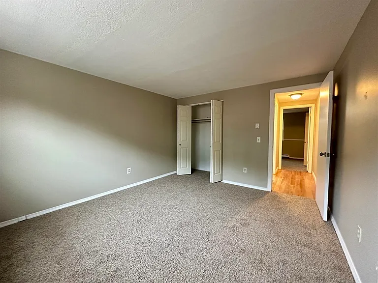 7 Maple Crest Cir #E — Photo 8