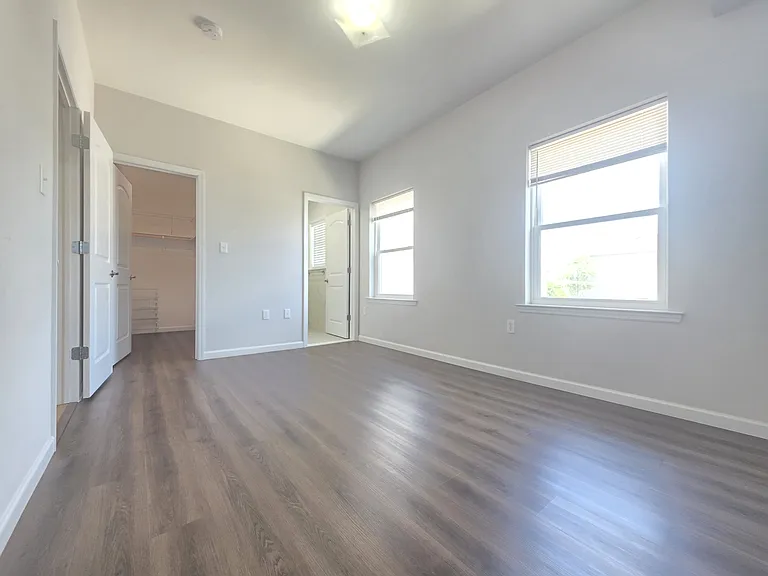 212-214 S 2nd St #2 — Photo 5