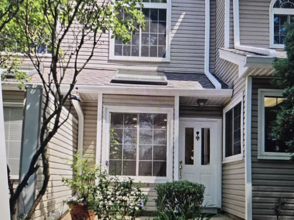 42 Birchwood Rd, Bedminster, NJ 07921