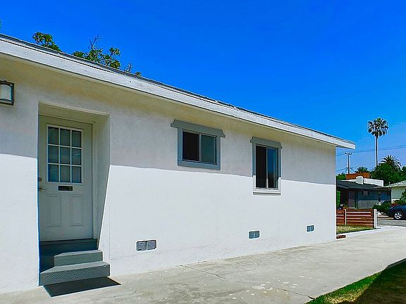 4th image of 4221 Mildred Ave